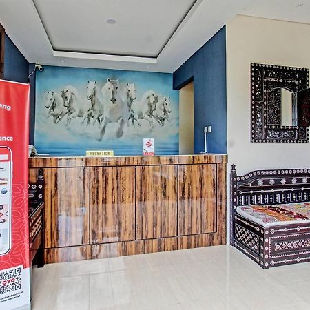 Capital O 91384 Rintaka Residence Senggigi Esterno foto
